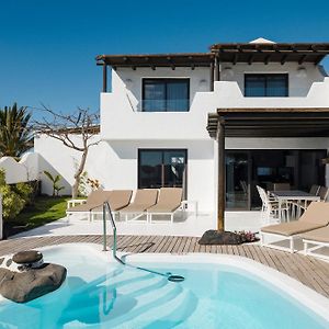Deluxe Three-Bedroom Villa